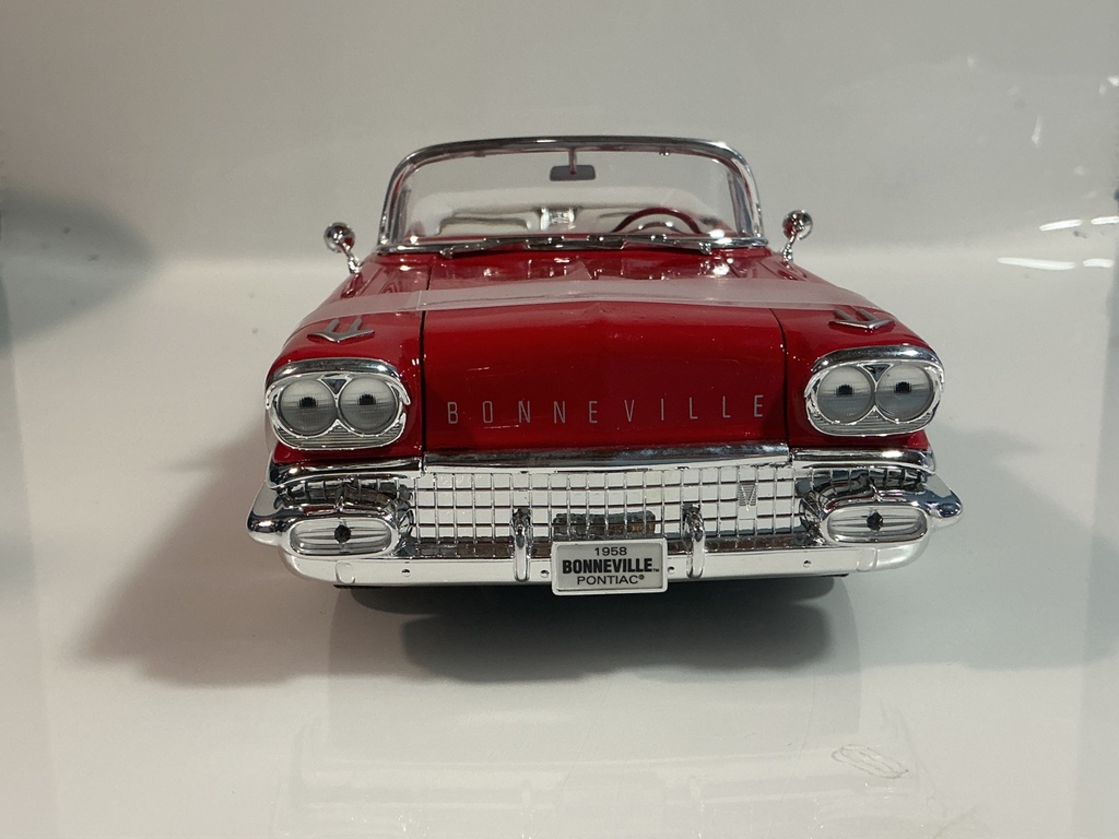 1/18 ROAD SIGNATURE 1958 BONNEVILLE RED ON WHITE - Photo 5