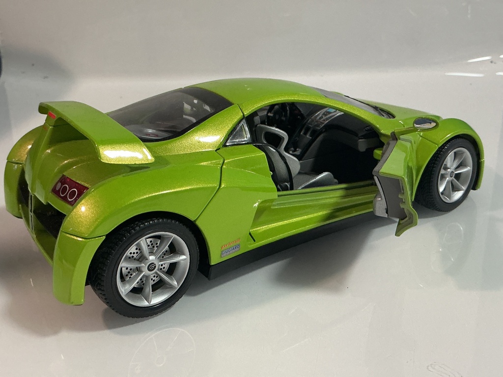 1/18 BURAGO PRIMA GIUGIARO 2002 GREEN ON GREY - Photo 6