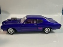1/18 ERTL 1970 CHEVROLET CHEVELLE PURPLE ON PINK - Photo 2