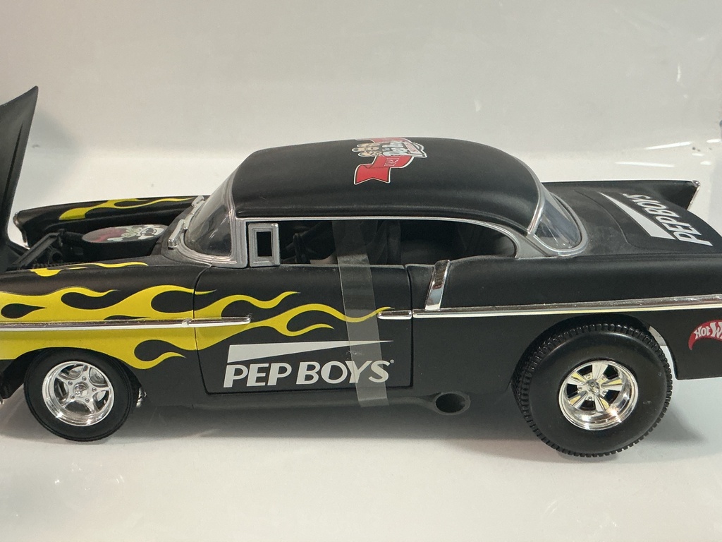1/18 HOTWHEELS 1957 CHEVY GMTM PEP BOYS - Photo 3