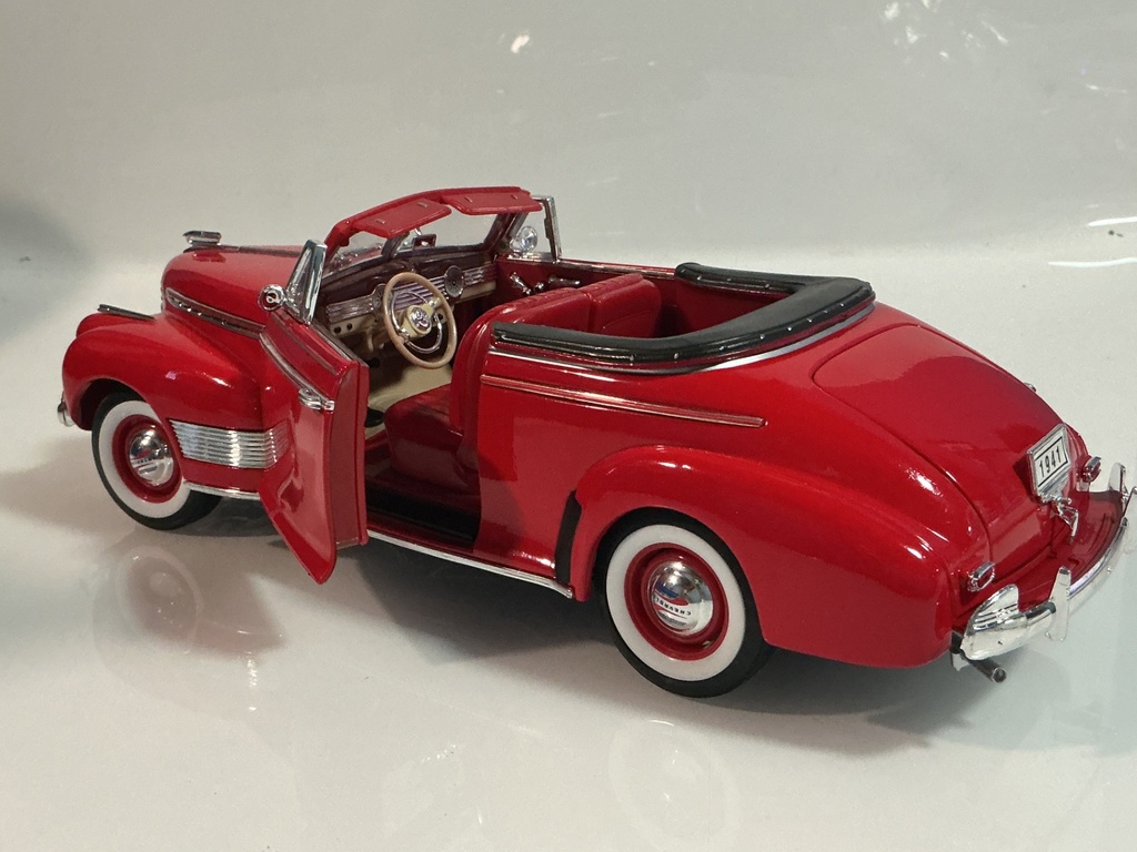 1/18 WELLY 1941 CHEVROLET SPECIAL DELUXE RED ON RED - Photo 4