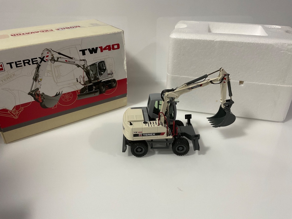 1/50 NZG TEREX TW140 MOBILE EXCAVATOR  - Photo 2