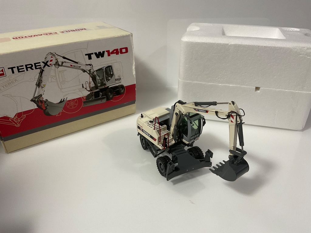 1/50 NZG TEREX TW140 MOBILE EXCAVATOR  - Photo 3