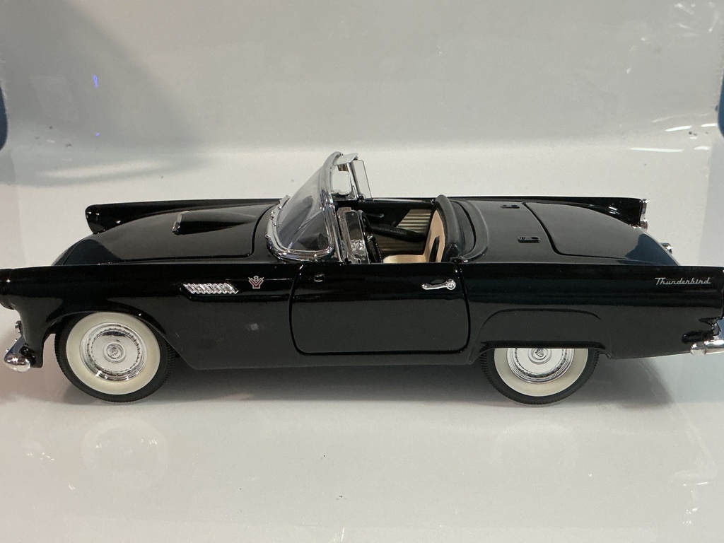 1/18 ROAD SIGNATURE 1955 FORD THUNDERBIRD BLACK ON WHITE - Photo 2