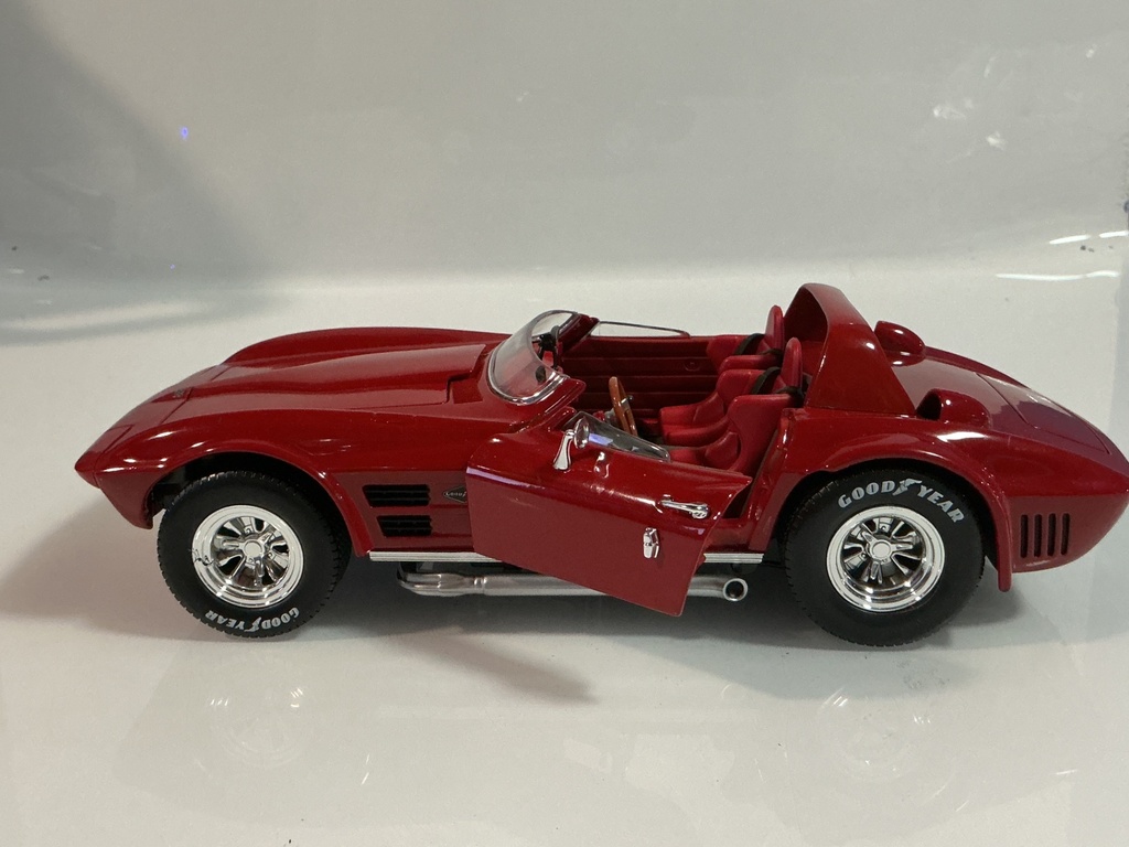1/18 ROAD SIGNATURE CHEVROLET CORVETTE GRAND SPORT [RASHING] - Photo 3