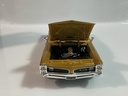 1/18 ERTL 1966 PONTIAC GTO LIGHT BROWN ON RED - Photo 7