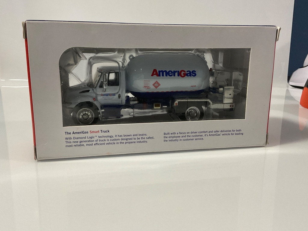 1/53 TONKIN REPLICAS AMERIGAS INTERNATIONAL 4300 BOBTAIL REPLICA  - Photo 3