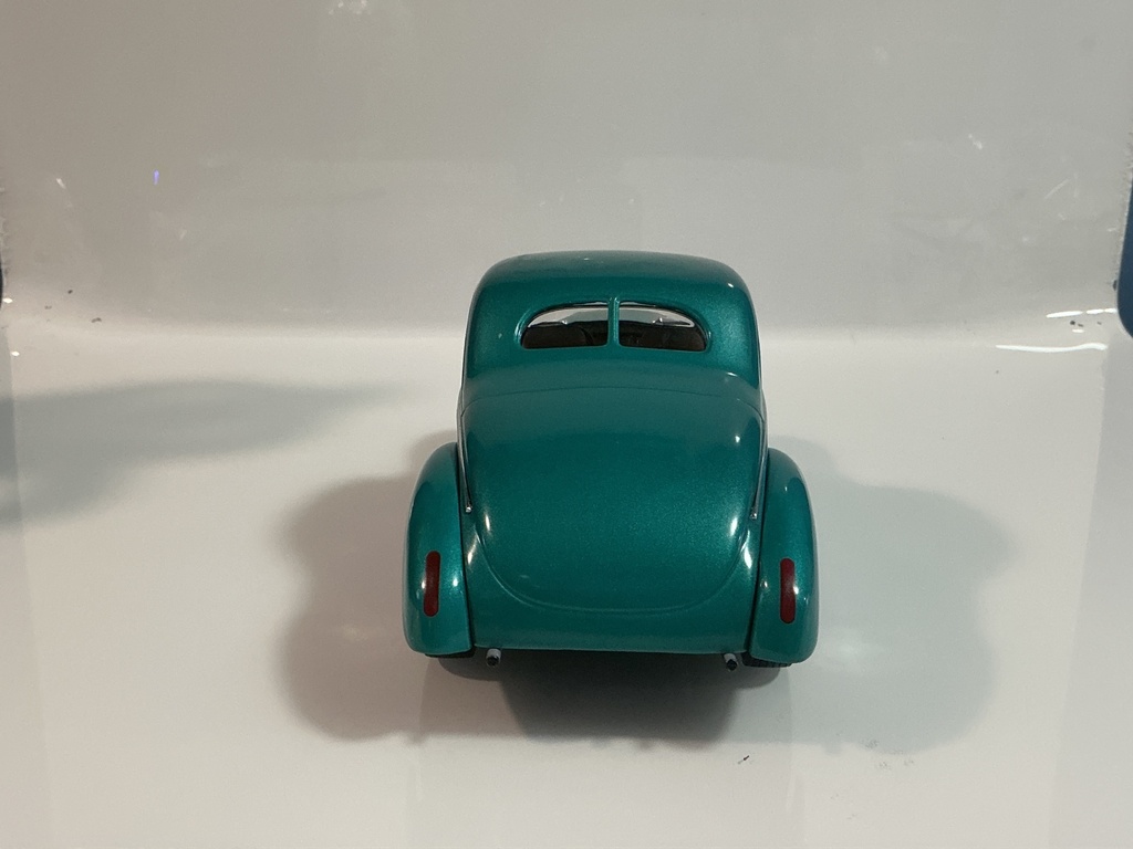 1/18 ERTL 1940 FORD COUPE CYAN ON TAN - Photo 5
