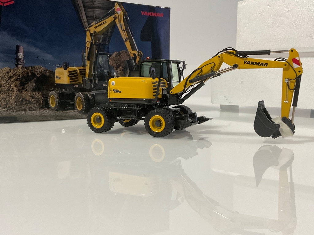 1/50 NZG YANMAR B110W MOBILE WHEELED EXCAVATOR  - Photo 4