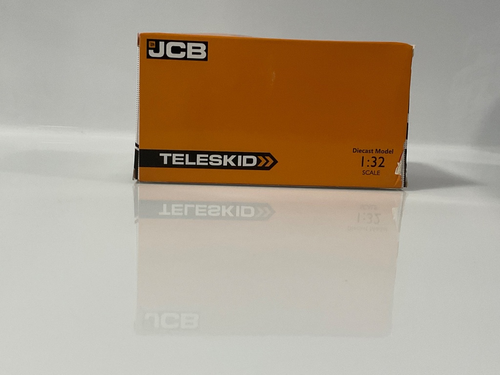 1/32 JCB TELESKID  - Photo 3