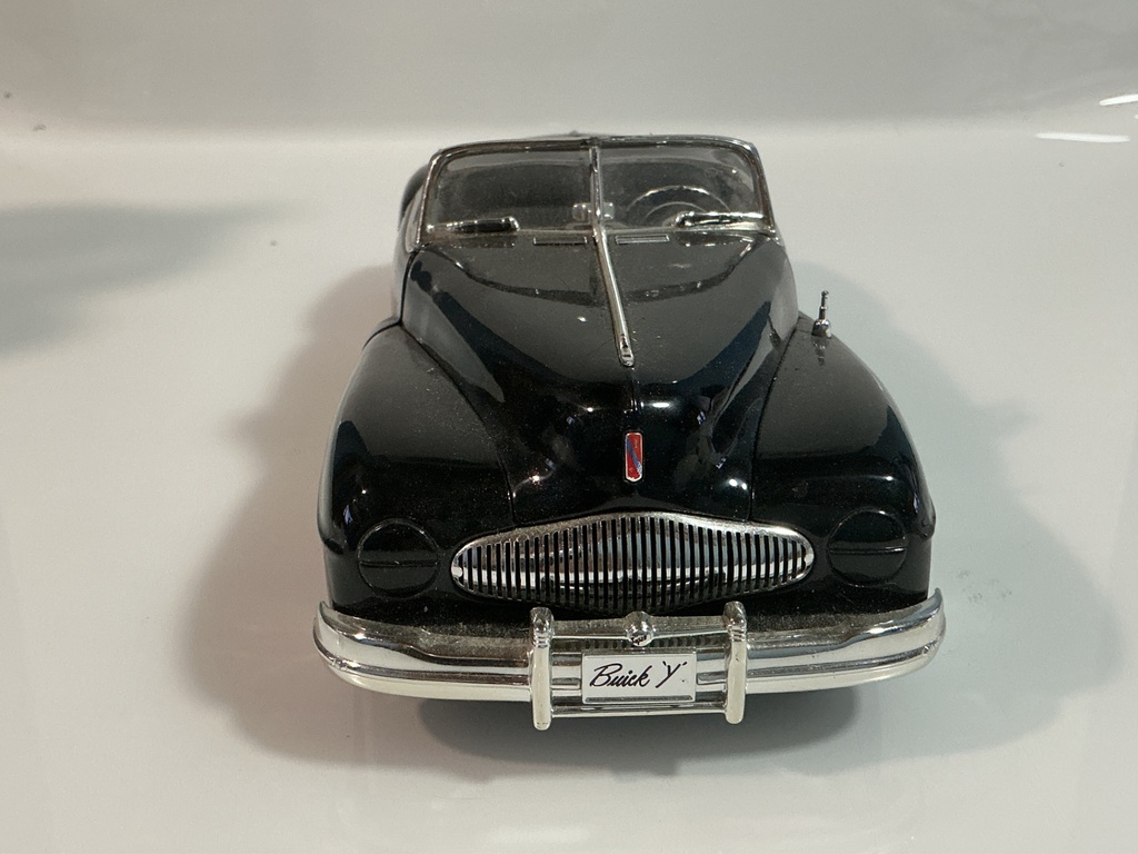 1/18 ANSON 1938 BUICK Y JOB BLACK ON BLACK - Photo 2