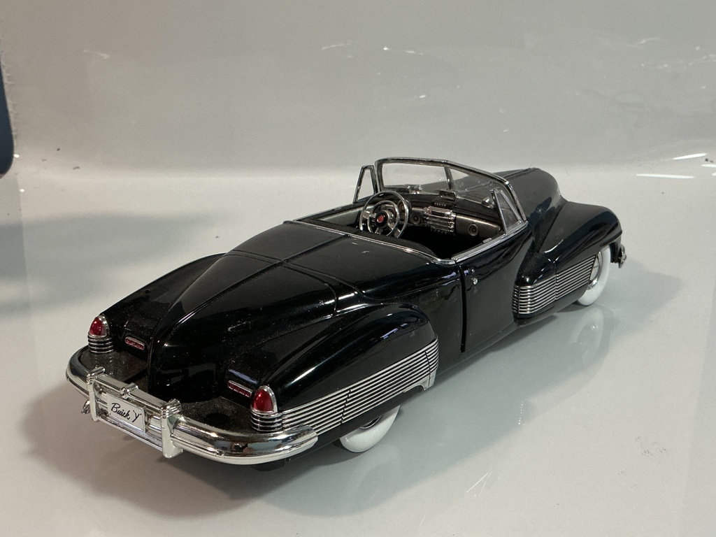 1/18 ANSON 1938 BUICK Y JOB BLACK ON BLACK - Photo 5