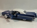 1/18 ROAD TOUGH 1959 CHEVROLET IMPALA BLUE ON WHITE  - Photo 3