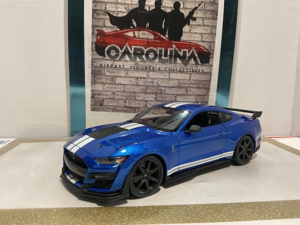 1/18: MAISTO 2020 SHELBY GT500 MUSTANG BLUE ON BLACK image