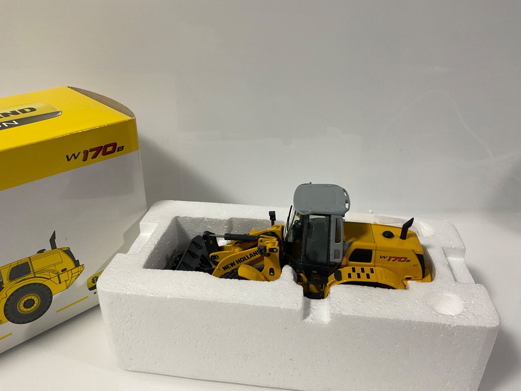 1/50 NZG NEW HOLLANDER W170B WHEEL LOADER  - Photo 2