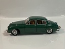 1/18 MAISTO JAGUAR MARK II 1959 GREEN ON TAN - Photo 2