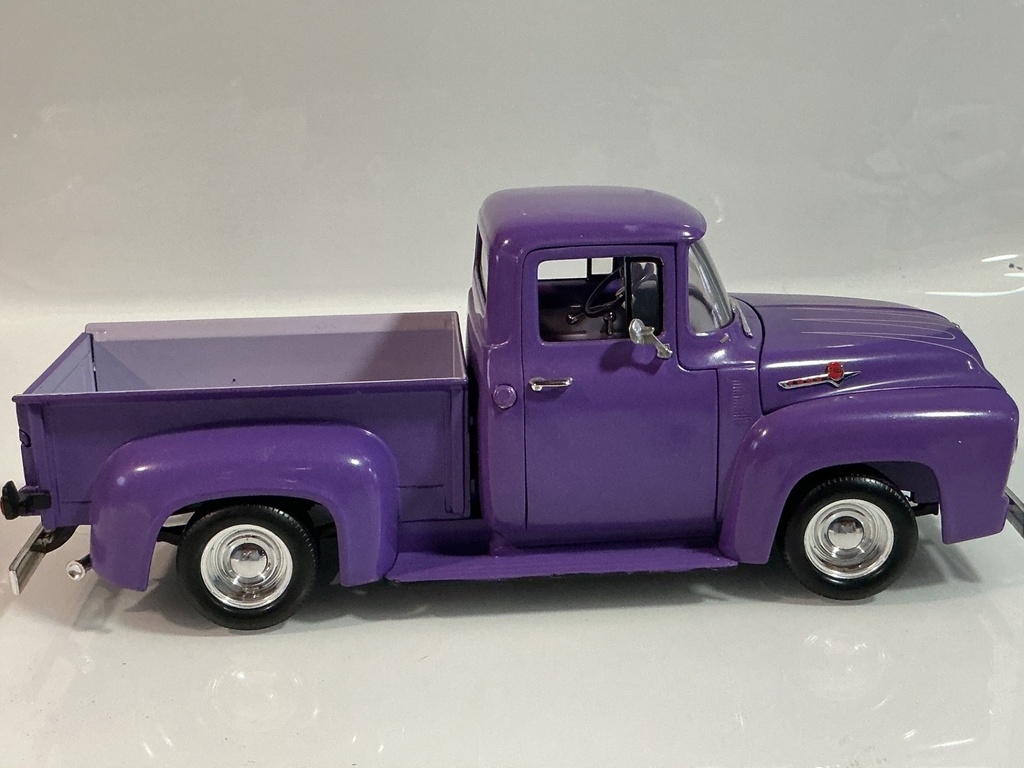 1/18 ERTL 1936 FORD TRADEMARKS PURPLE ON PURPLE - Photo 5