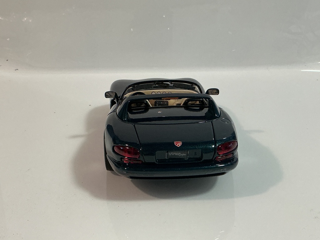 1/18 BURAGO DODGE VIPER R/T 10 GREEN ON TAN - Photo 5