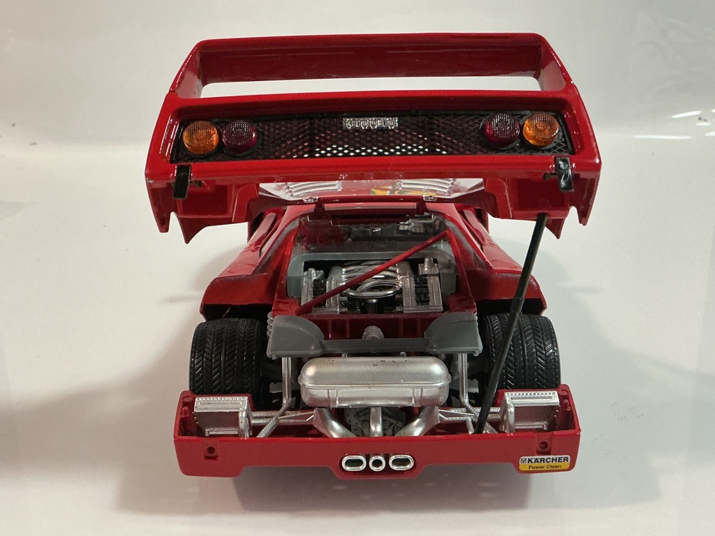 1/18 BURAGO 1987 FERRARI F40 RED ON GREY - Photo 6