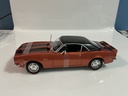 1/18 MAISTO 1968 CHEVROLET CAMARO Z/28 COPPER ON BLACK - Photo 2