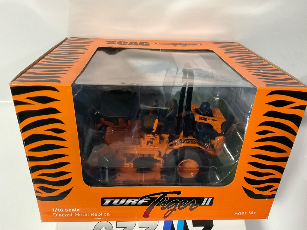 1/16 1ST GEAR SCAG TURF TIGER II ZERO TURN MOWER  - Photo 2