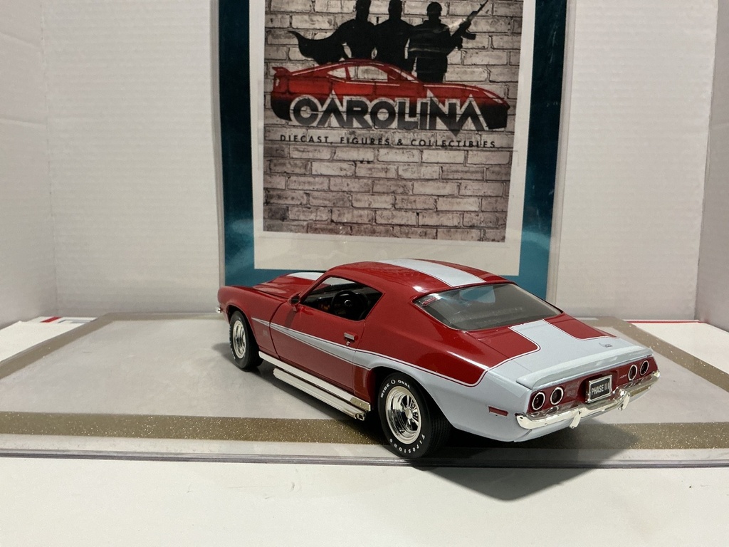 1/18: ERTL 1970 CHEVROLET CAMARO SS RED ON BLACK WITH WHITE STRIPE image