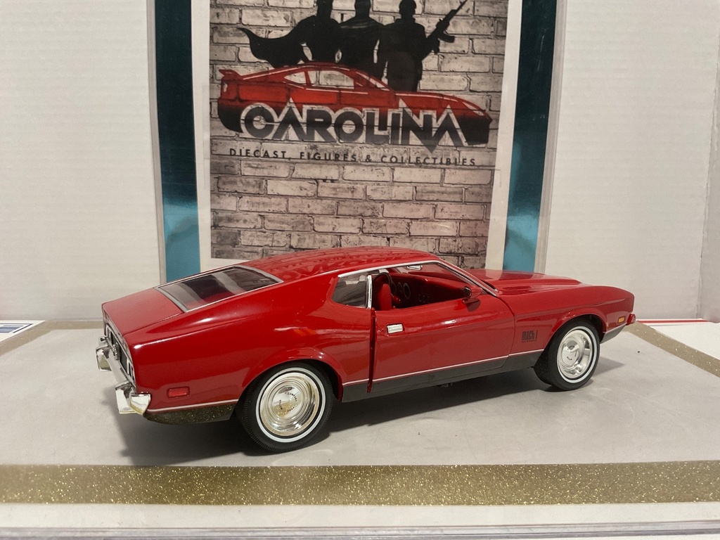 1/18: ERTL JOYRIDE 1973 FORD MUSTANG MACH 1 RED ON RED JAME, BOND 007 image