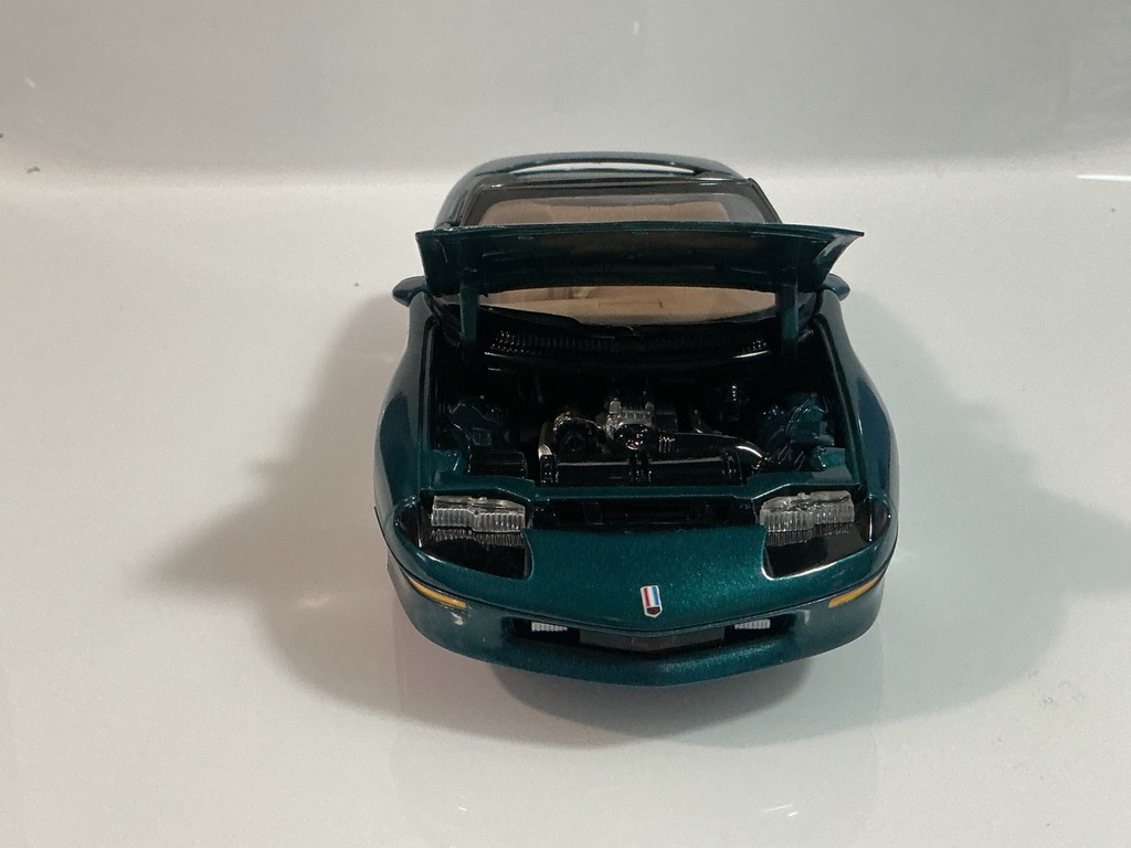 1/18 ERTL 1996 CHEVROLET CAMARO GREEN ON BROWN  - Photo 7