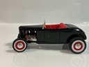 1/18 ERTL FORD BLACK ON RED  - Photo 2