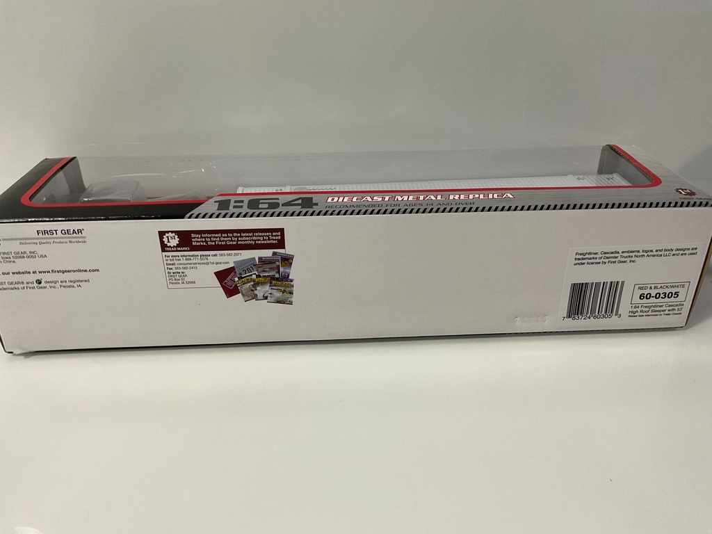 1/64 FIRST GEAR FREIGHTLINER CASCADIA HIGH ROOF SLEEPER 53” RED & BLACK/ WHITE  - Photo 2