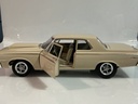 1/18 HIGHWAY 1964 DODGE DCP CREAM ON TAN  - Photo 3