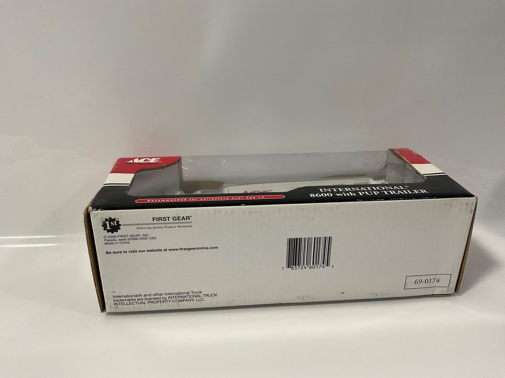 1/64 FIRST GEAR INTERNATIONAL 8600 W/ PUP TRAILER ACE HARDWARE  69-0174 - Photo 2