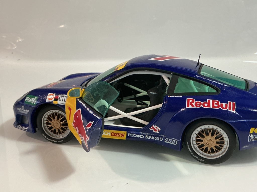 1/18 SUN STAR PORSCHE 911 GT 3R #7 BLUE ON WHITE [RASHING ALL OVER CAR] - Photo 3