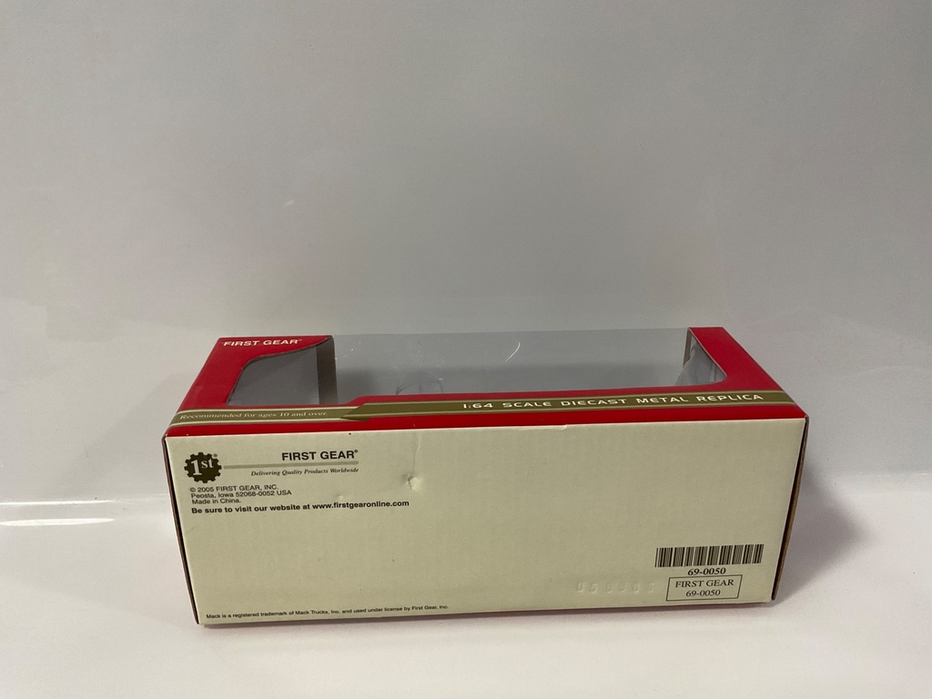 1/64 FIRST GEAR DUMP TRUCK WITH SNOW PLOW 69-0050  - Photo 2