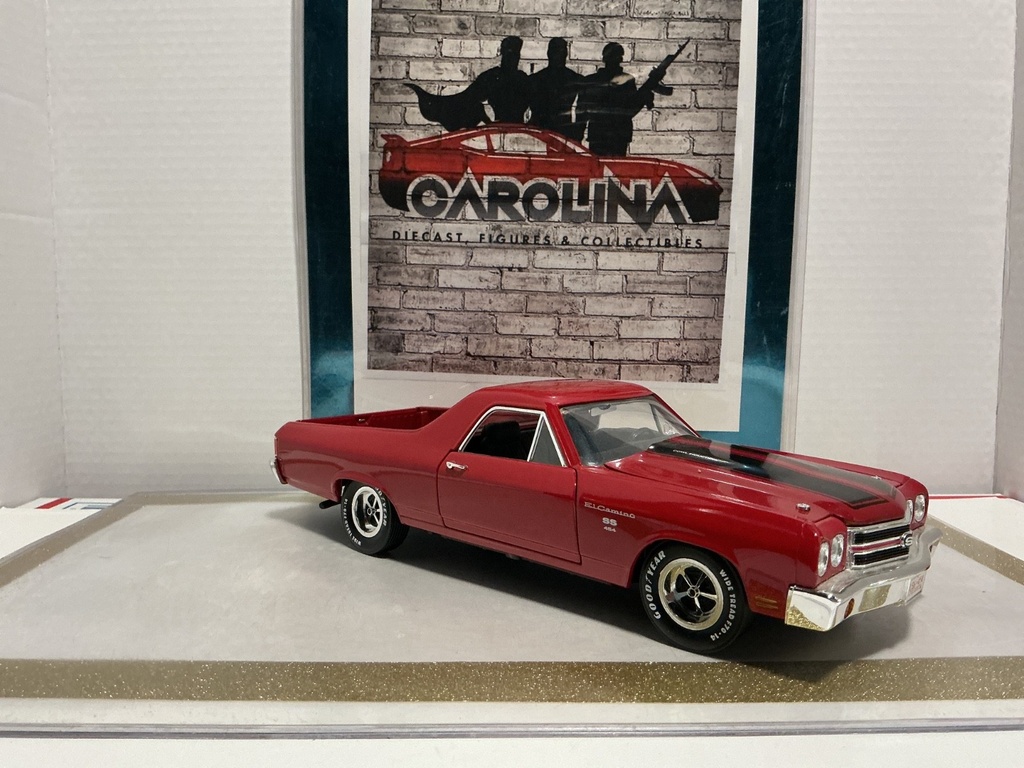1/18: ERTL 1970 CHEVROLET EL CAMARO SS 454 image