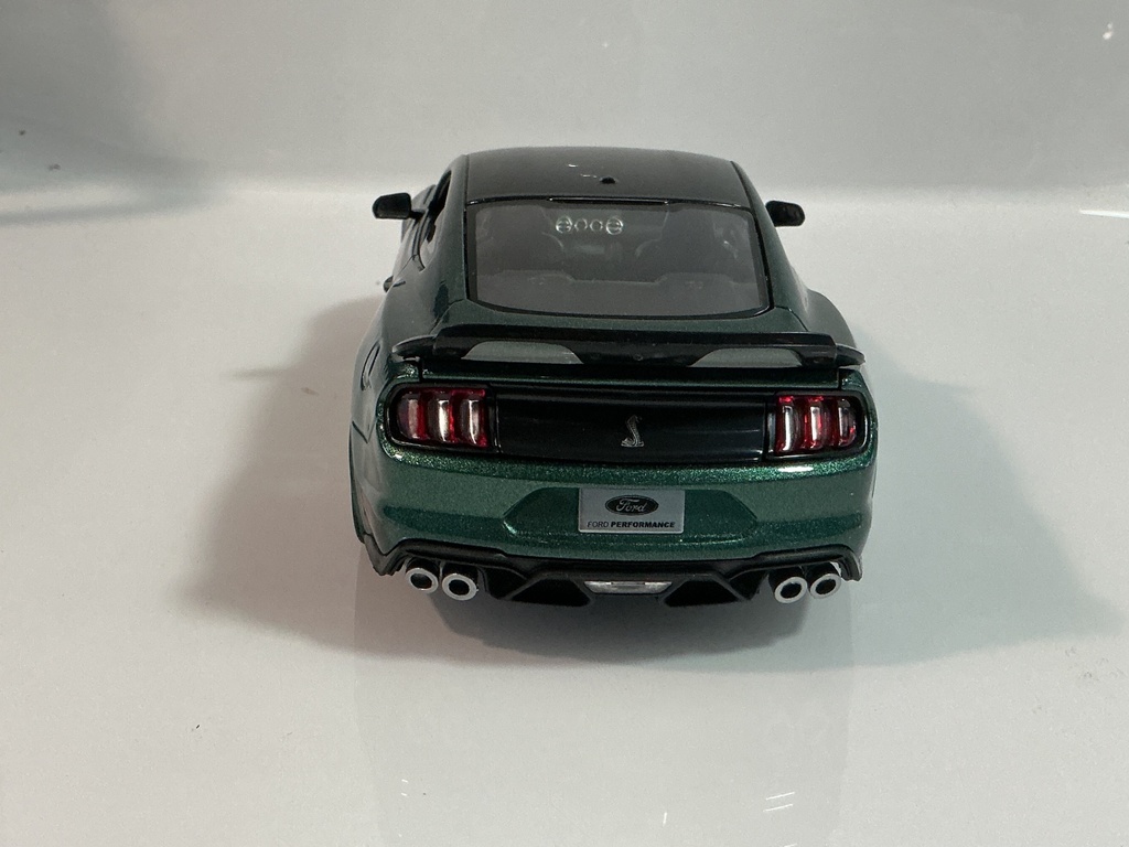 1/18 MAISTO 2020 MUSTANG SHELBY GT500 GREEN ON BLACK - Photo 5