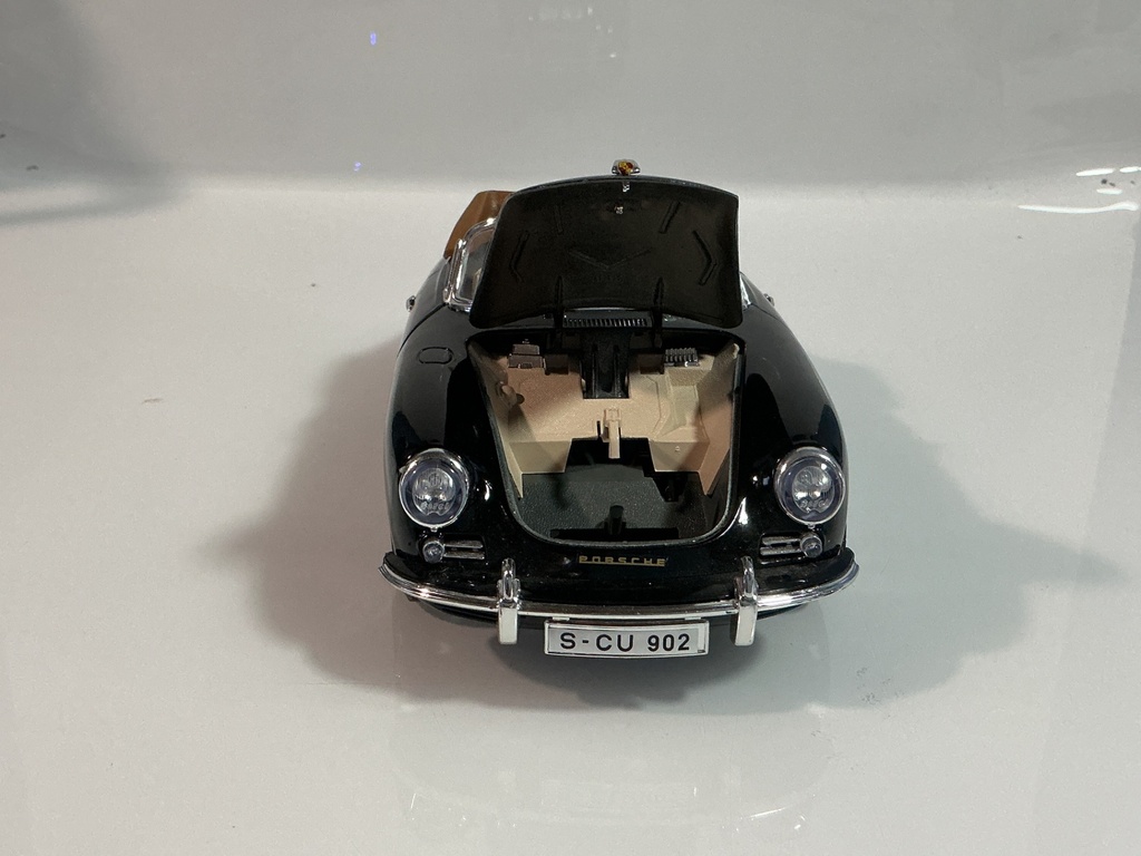 1/18 BURAGO PORSCHE 356 B 1961 BLACK ON TAN - Photo 3