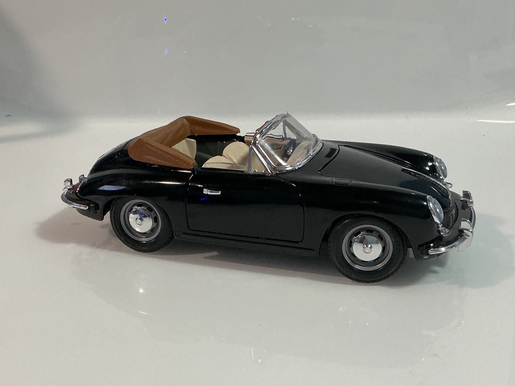 1/18 BURAGO PORSCHE 356 B 1961 BLACK ON TAN - Photo 8
