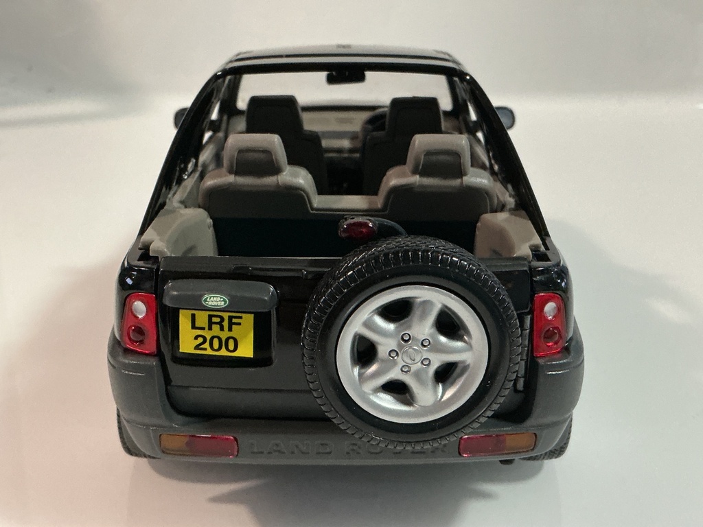 1/18 ERTL 1996 RANGE ROVER FREELANDER [NO WIPER]  - Photo 4