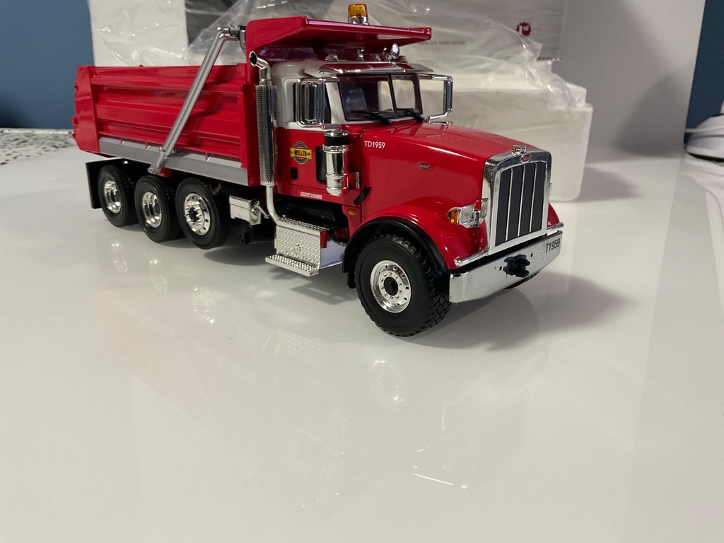1/34 FIRST GEAR PETERBILT 367 DUMP TRUCK C.J. MILLER 19-4151 - Photo 5