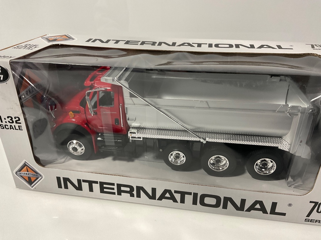 1/34 BOLEY INTERNATIONAL 7000 SERIES DUMOP TRUCK RED - Photo 4