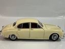 1/18 MAISTO 1959 JAGUAR MARK II CREAM ON RED - Photo 7