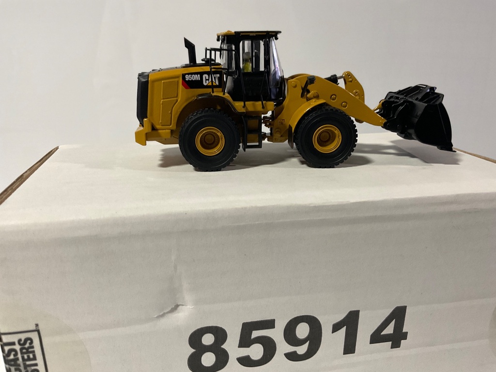 1/50 DCM CAT 950M WHEEL LOADER 85914 - Photo 6