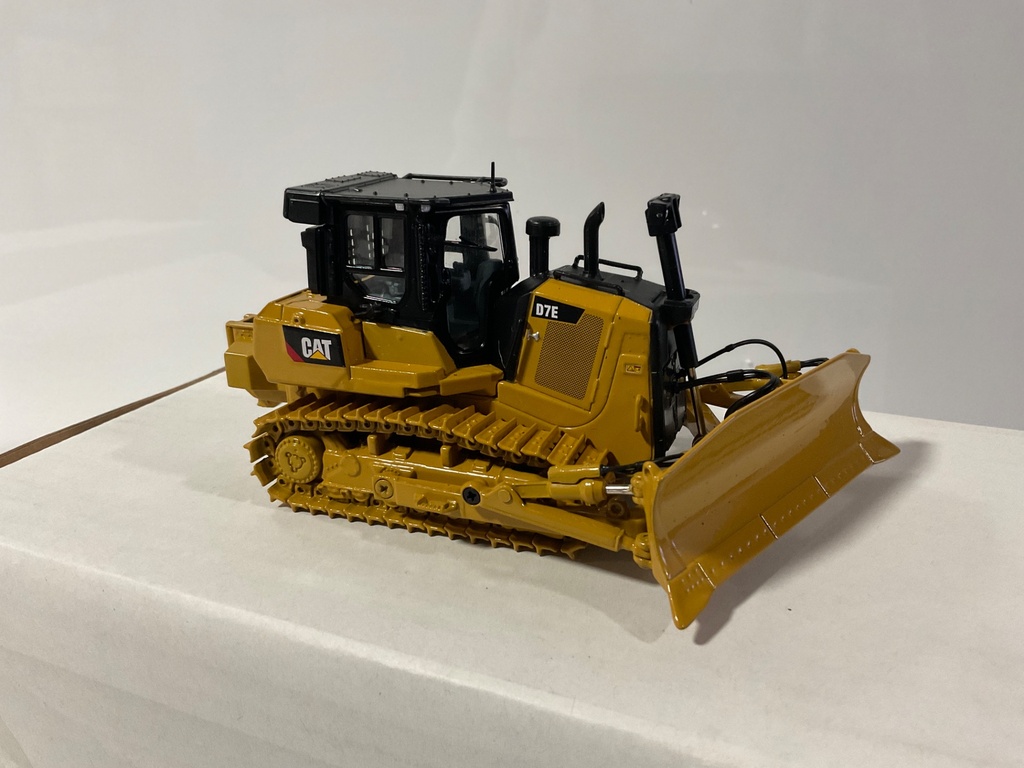 1/50 DCM CAT D7E TRACK TYPE TRACTOR PIPELINE CONFIGURATION 85555 - Photo 6