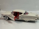 1/18 ERTL 1958 CHEVROLET IMPALA WHITE ON RED - Photo 4