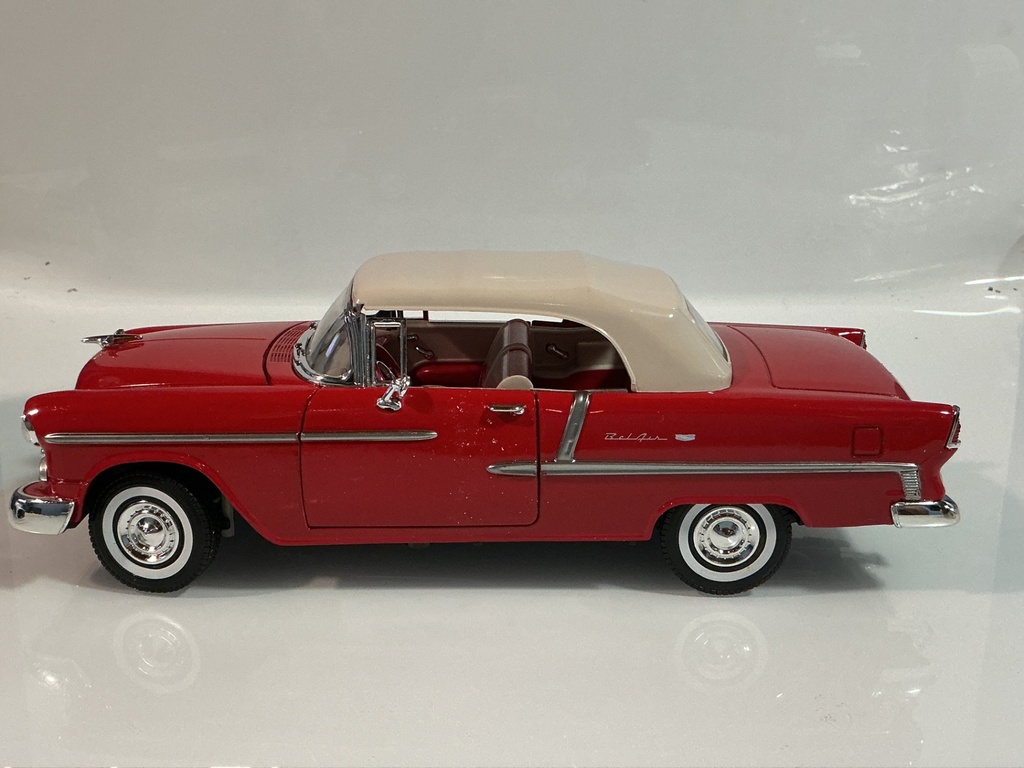 1/18 1955 CHEVROLET BEL AIR RED ON RED - Photo 2