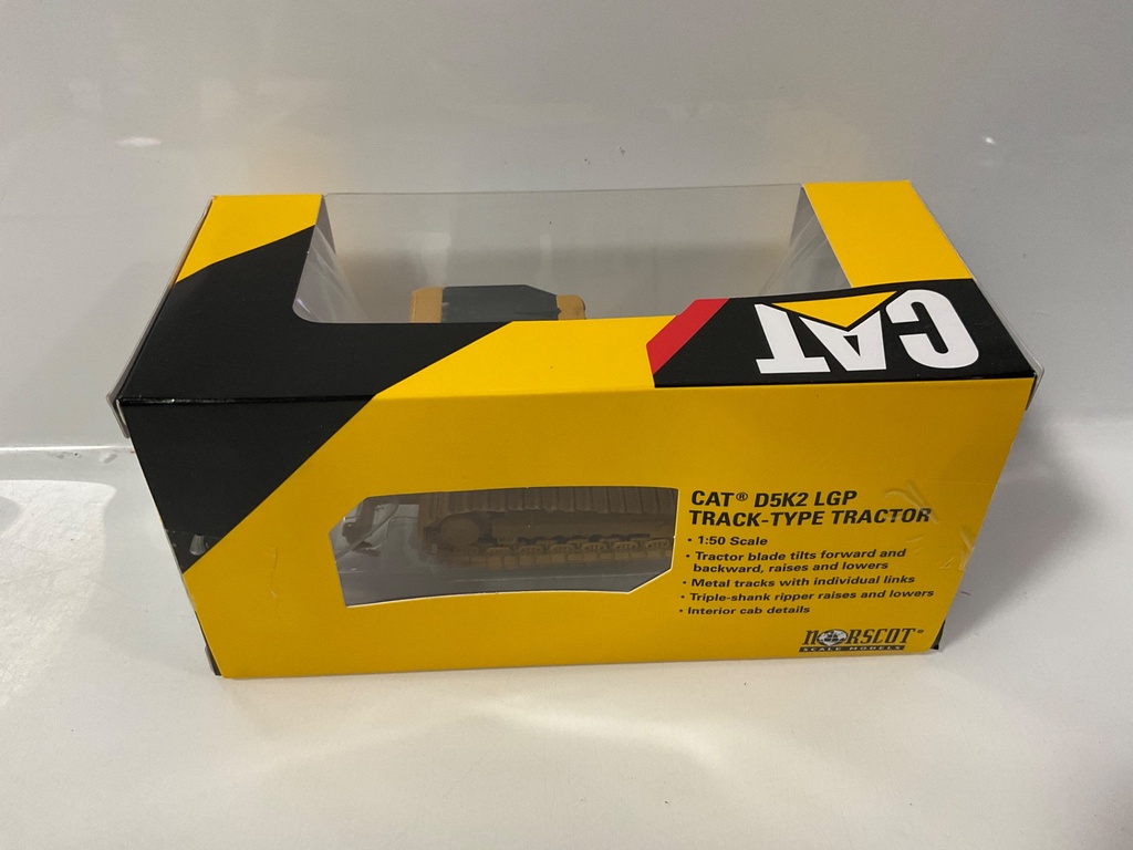 1/50 NORSCOT CAT D5K2 LGP TRACK TYPOE TRACTOR  - Photo 2