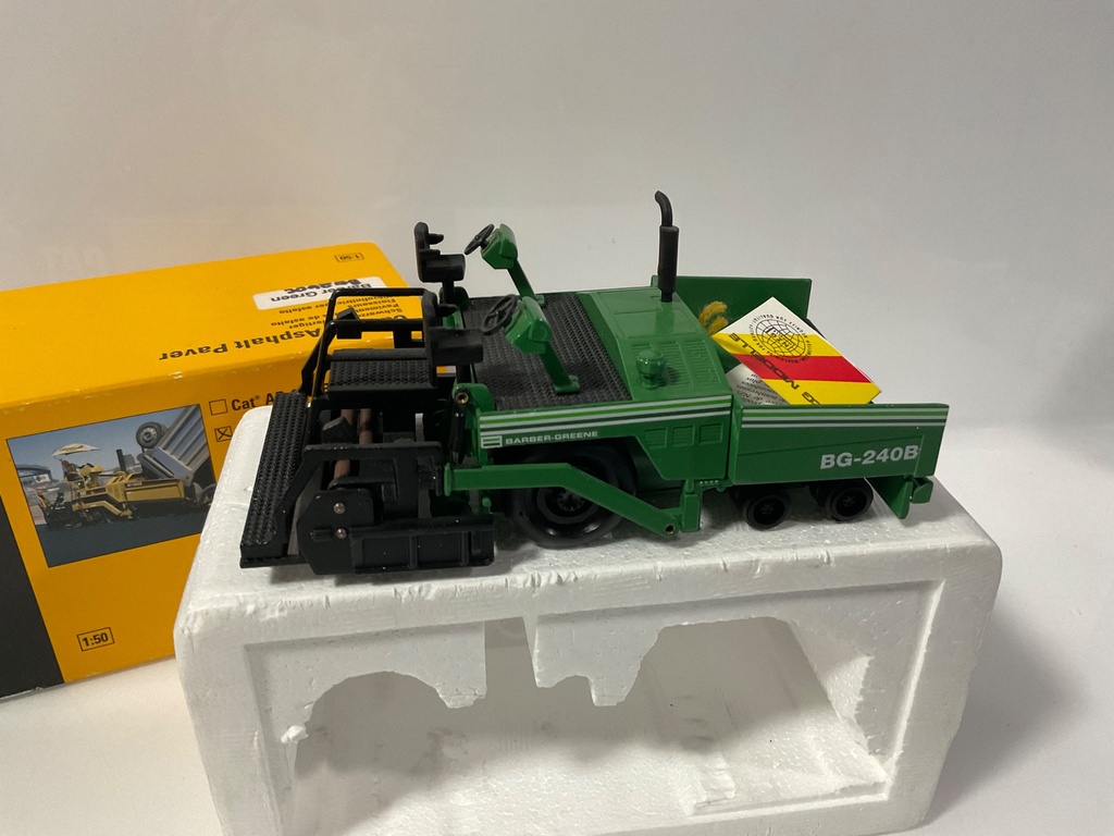 1/50 NZG CAT AP-1000B ASPHALT PAVER BARBER GREENE  - Photo 2