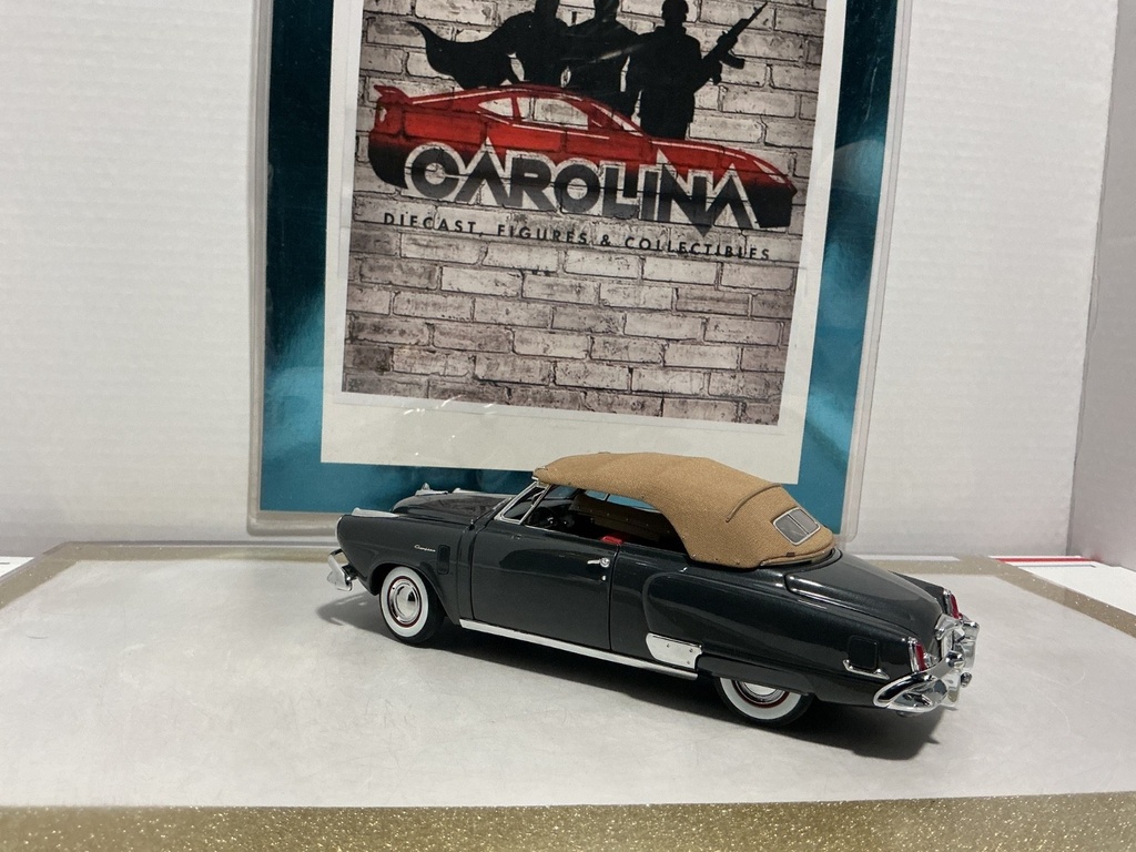 1/24: DANBURY MINT 1950 STUDEBAKER CHAMPION *MISSING MIRROR* image