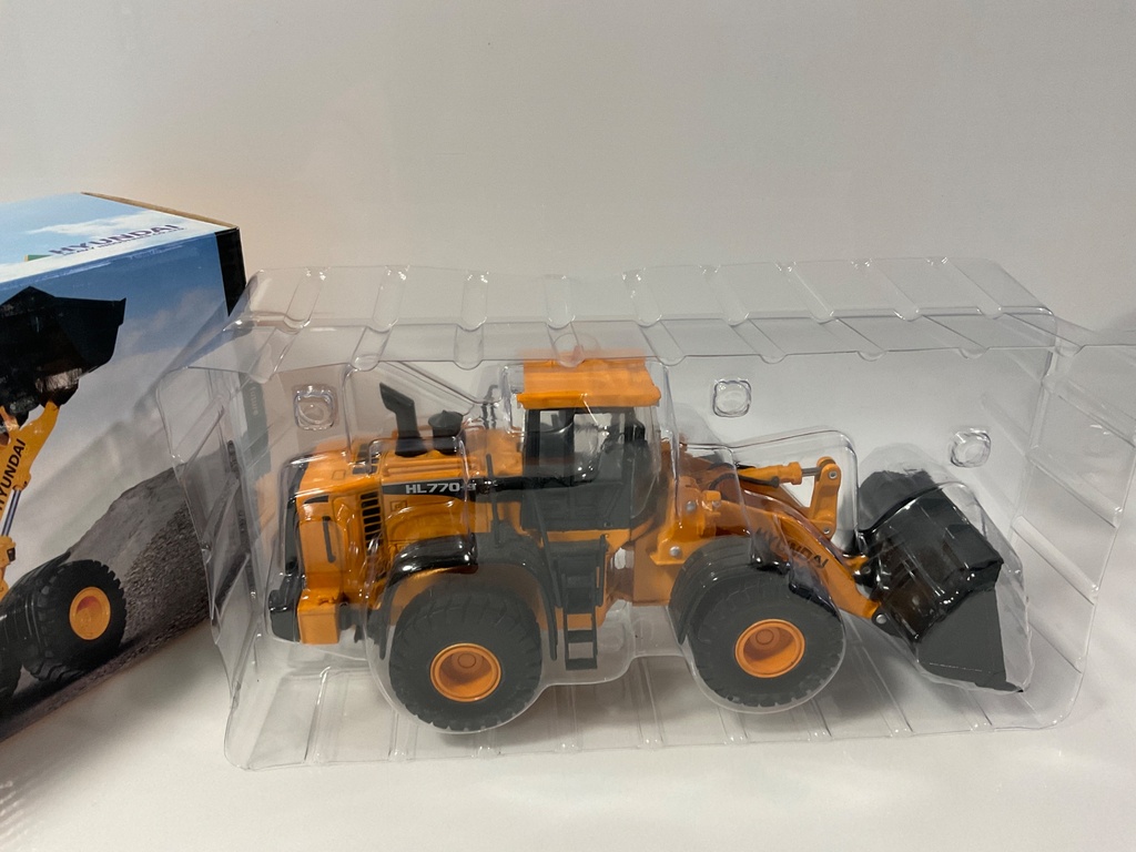 1/40 HYUNDAI WHEEL LOADER HL770-9 - Photo 3